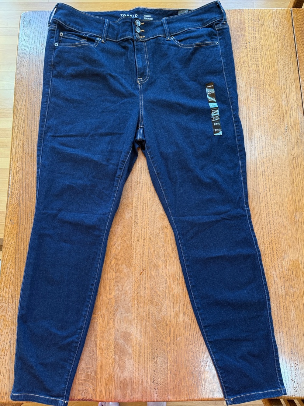 Torrid High-Rise Skinny Jeans NWT